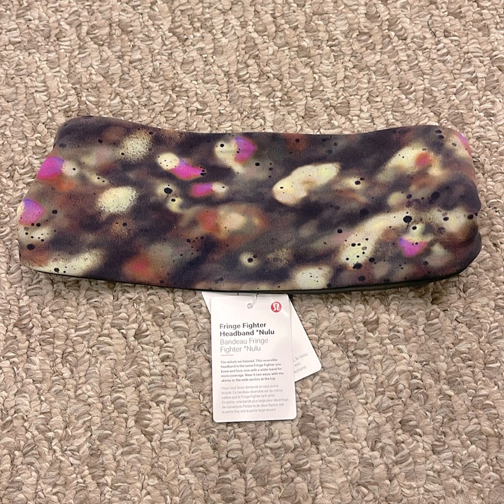 NWT LULULEMON FRINGE FIGHTER HEADBAND *NULU